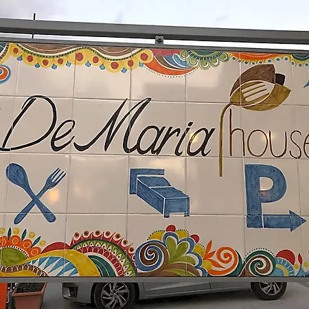 De Maria House Acomodação com café da manhã  4*